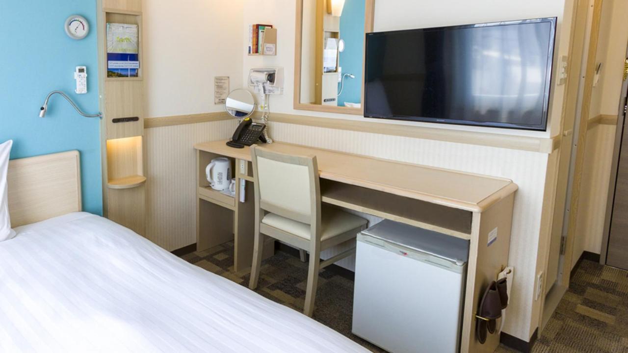 Toyoko Inn Osaka Kyobashi Sakuranomiya Exterior foto